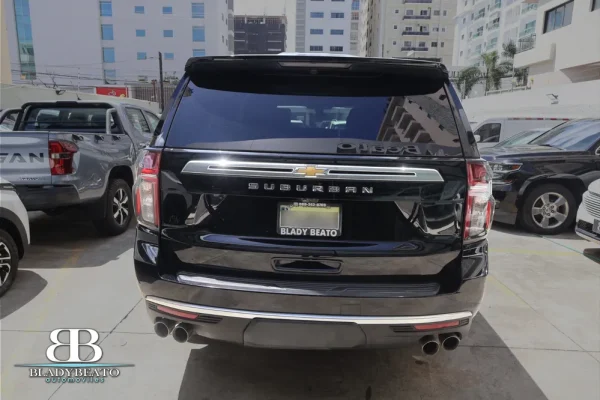 Chevrolet Suburban Highcountry 2021 (2)