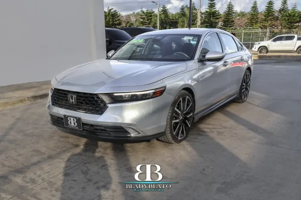 Honda accord gris 2024 (10)_resultado