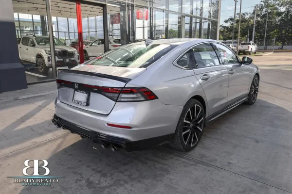Honda accord gris 2024 (7)_resultado