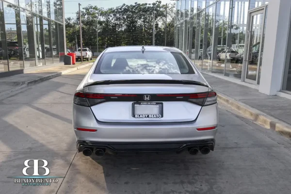 Honda accord gris 2024 (8)_resultado