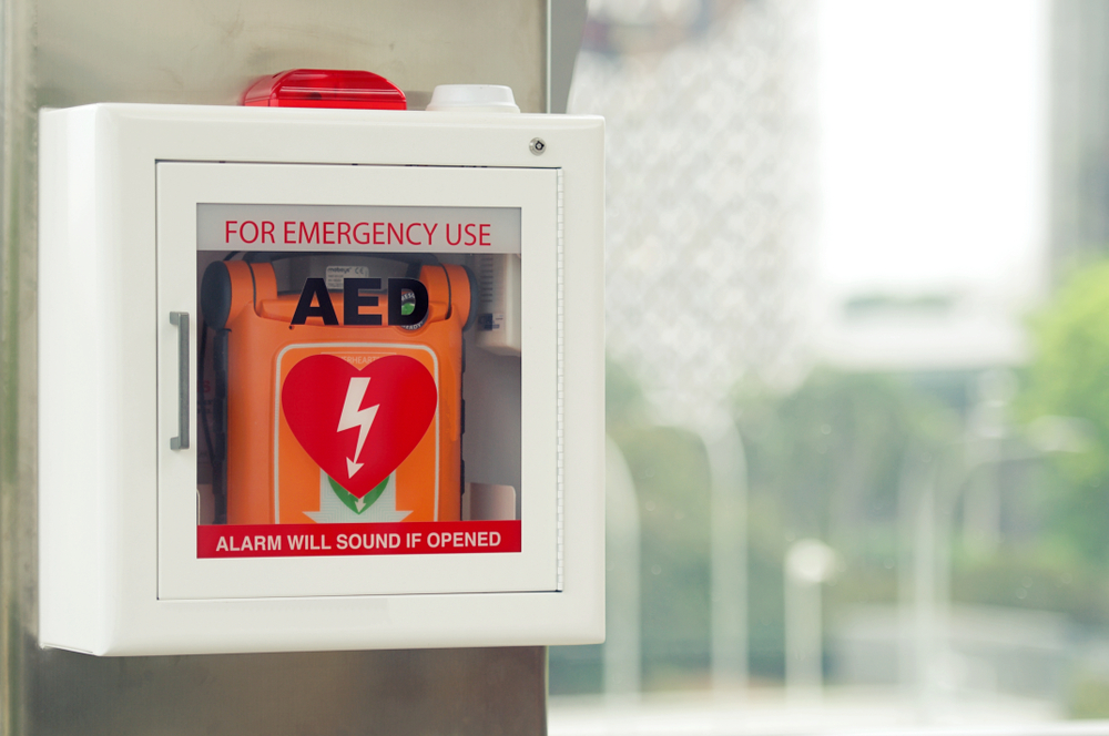 defibrillateur 0203 2
